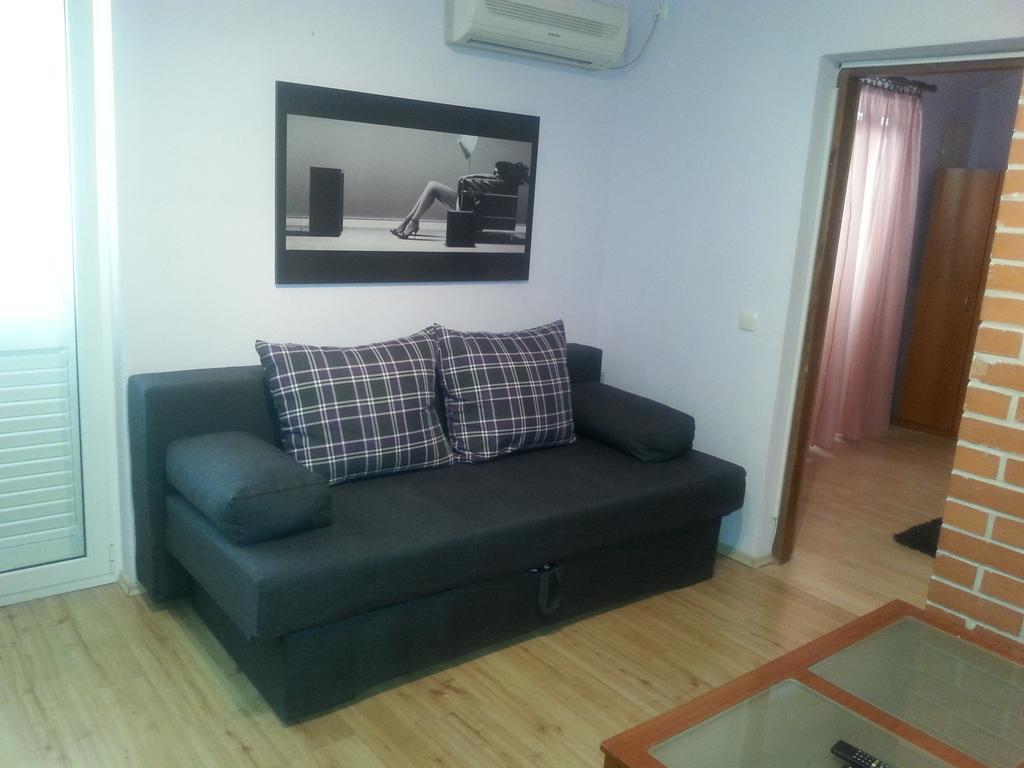 Apartments Roncevic Zadar Rum bild